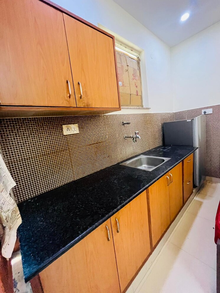 Kitchen, sushant-vyapaar-kendra 1 RK 322 Sq.Ft. Builder Floor In Sector 43 Gurgaon 9030255