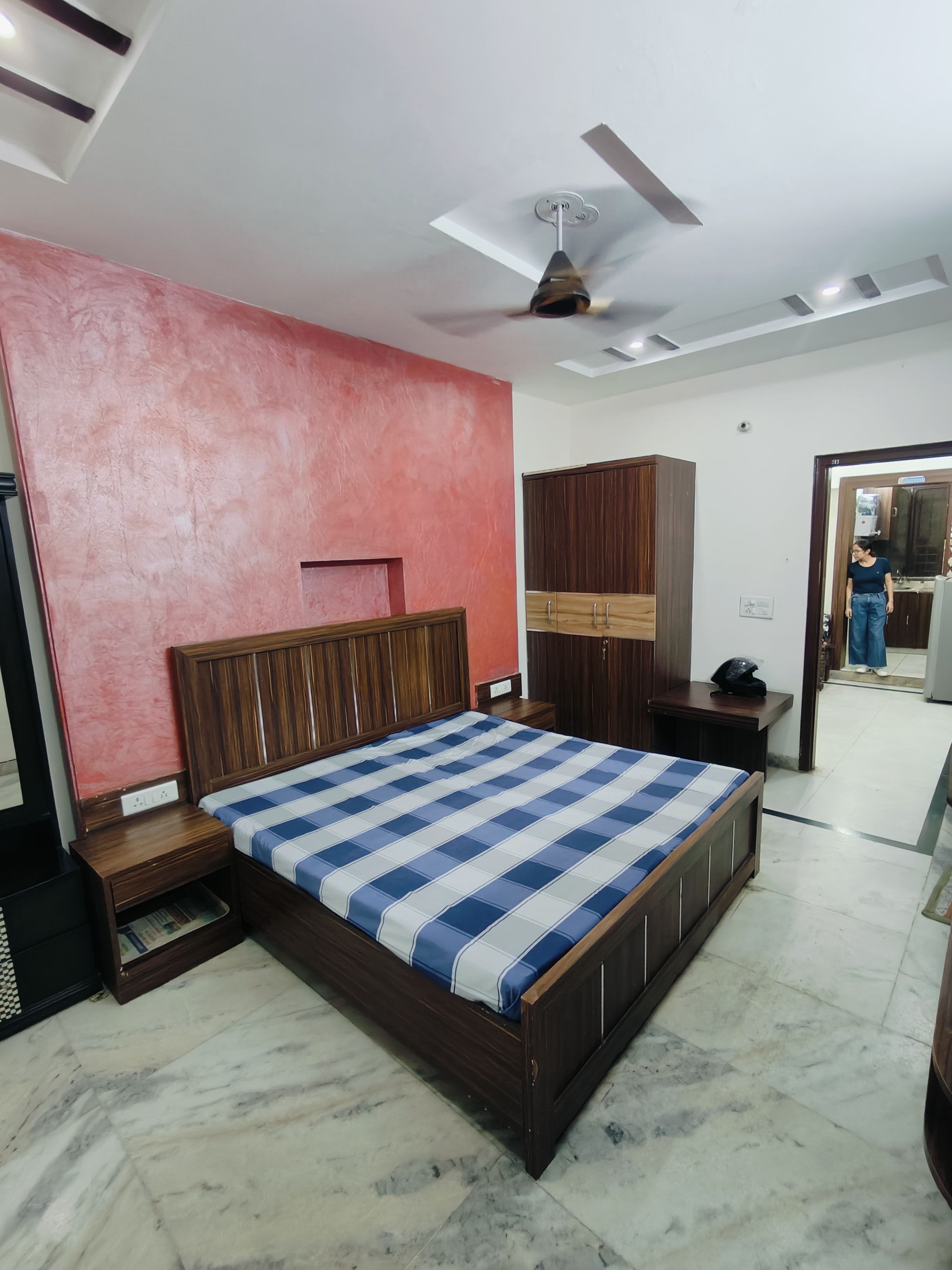 1 BHK Builder Floor For Rent in Sushant Vyapaar Kendra