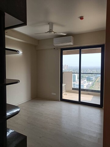Room in 2 BHK Apartment at M3M Heights, Sector 65 – for Sale