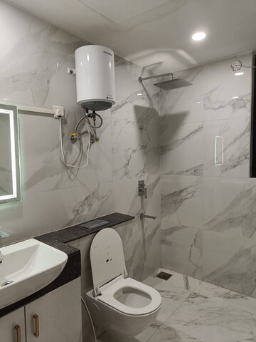 Bathroom in 2 BHK Apartment at M3M Heights, Sector 65 – for Sale