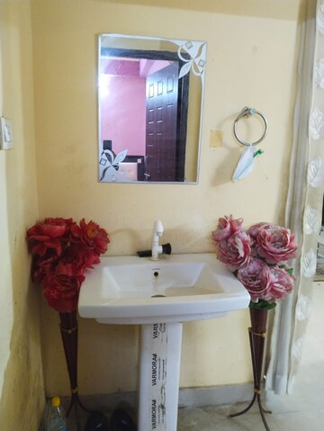Bathroom in 3 BHK Apartment at Gomti Nagar – for Rent