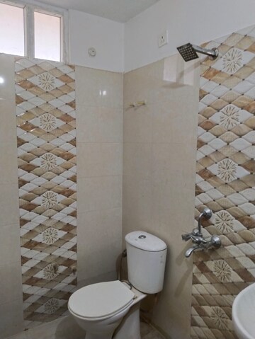 Bathroom in 3 BHK Apartment at Gomti Nagar – for Rent