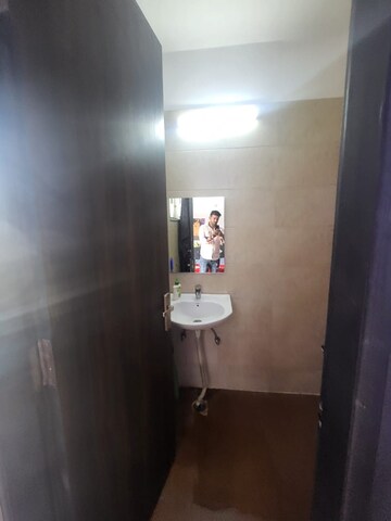 Master Bedroom in 1 BHK Builder Floor at Sushant Vyapaar Kendra, Sector 43 – for Rent