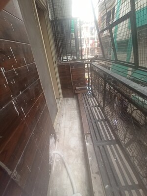 Kitchen in 1 BHK Builder Floor at Malviya Nagar – for Sale