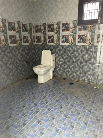 Bathroom in 1 RK Builder Floor at Vipul Khand – for Rent