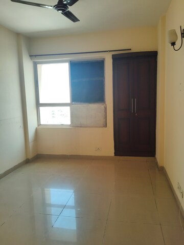 Room in 2 BHK Apartment at Eros Wembley Estate, Sector 50 – for Rent