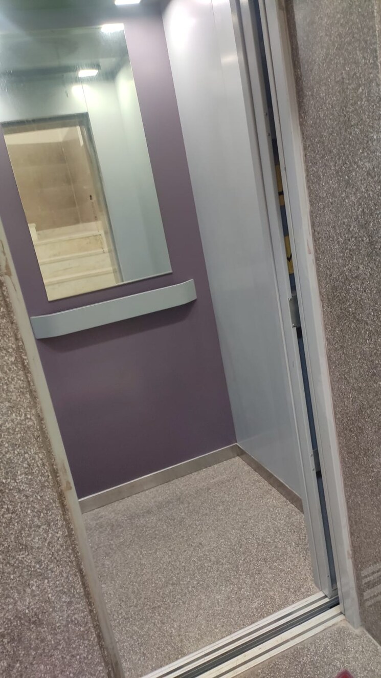 Balcony, sushant-vyapaar-kendra 1 Bedroom 650 Sq.Ft. Builder Floor In Sector 43 Gurgaon 9030328