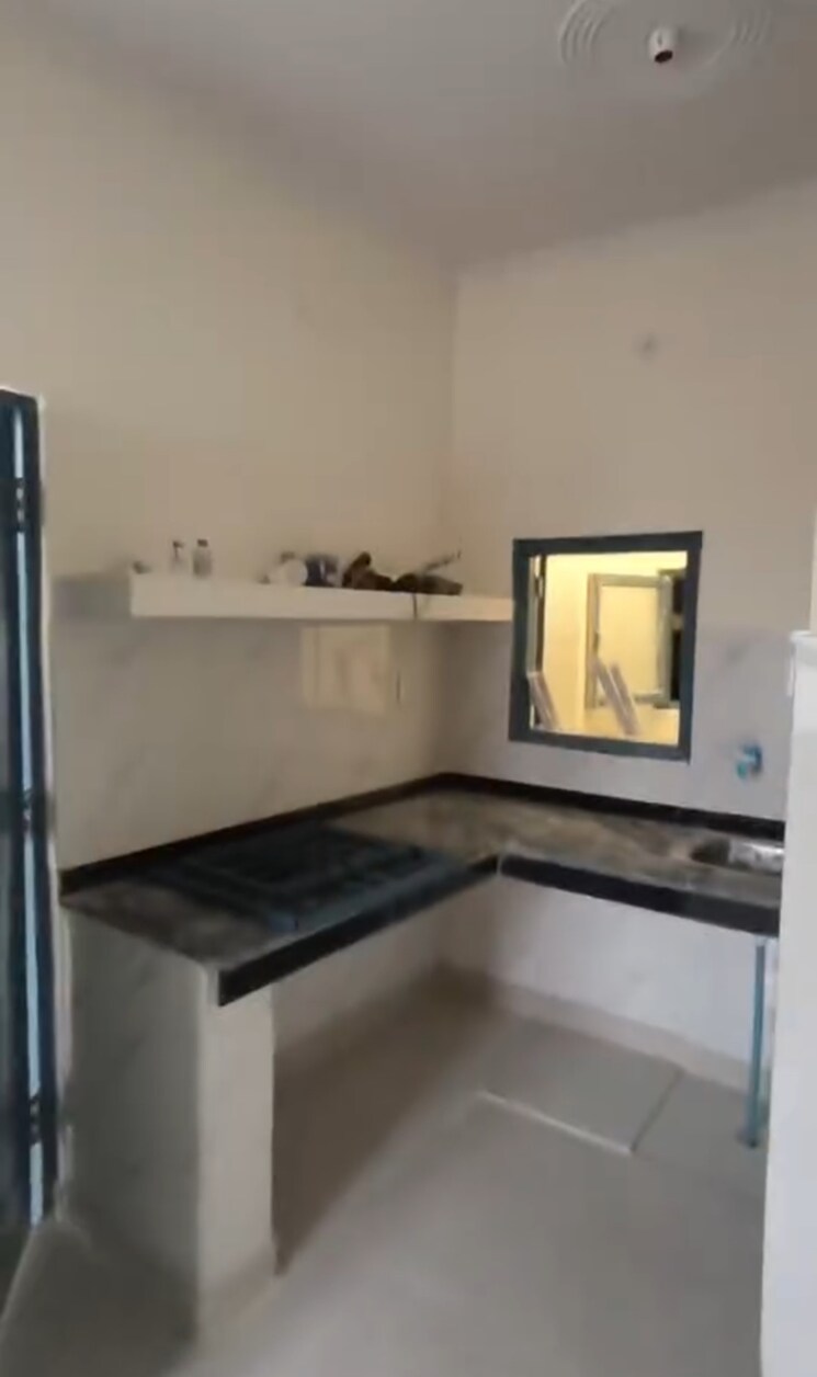 Kitchen, new ashok nagar 1 RK 270 Sq.Ft. Builder Floor In New Ashok Nagar Delhi 9030401