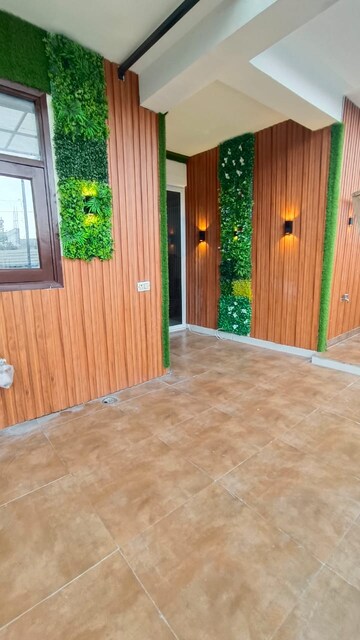 Room in 3 BHK Builder Floor at Saket – for Sale
