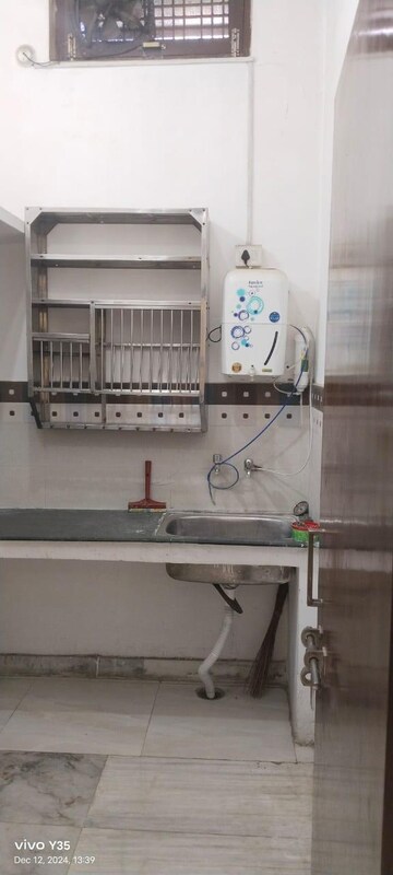 Bathroom in 1 RK Builder Floor at Gomti Nagar – for Rent