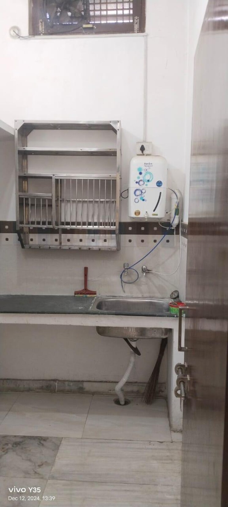 Bathroom, gomti nagar 1 RK 300 Sq.Ft. Builder Floor In Gomti Nagar Lucknow 9030375