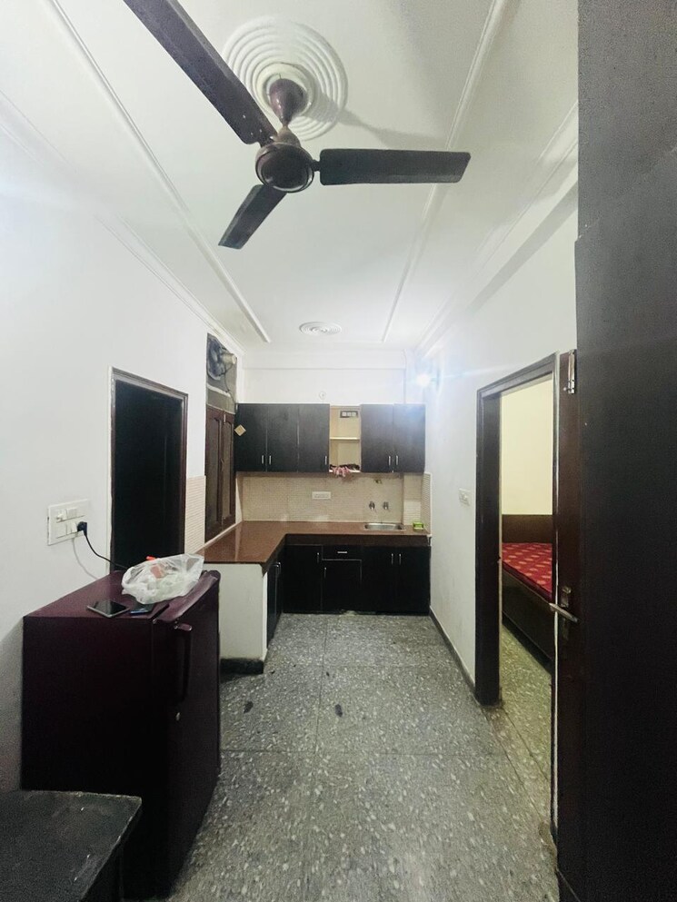 Kitchen, sushant-vyapaar-kendra 1.5 Bedroom 560 Sq.Ft. Builder Floor In Sector 43 Gurgaon 9030390