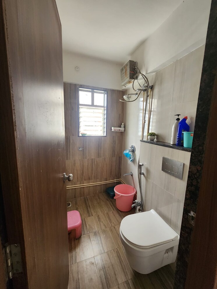 Bathroom, mohannagar-chs 2 Bedroom 885 Sq.Ft. Apartment In Baner Pune 9030400