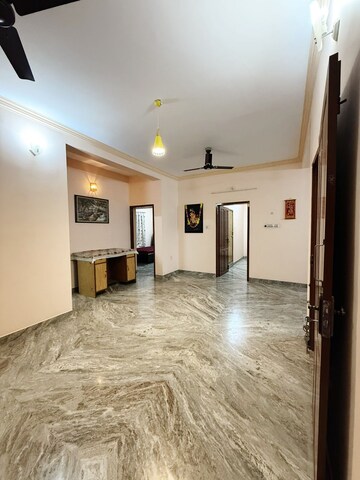 Room in 3 BHK Independent House at Pmg – for Rent