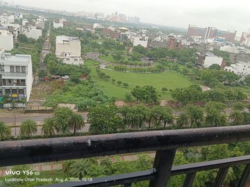 3 BHK Apartment – Garden View at Omaxe Residency, Gomti Nagar - for Rent