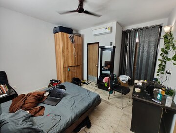 Bedroom in 2 BHK Builder Floor at M3M Atrium, Sector 57 – for Rent