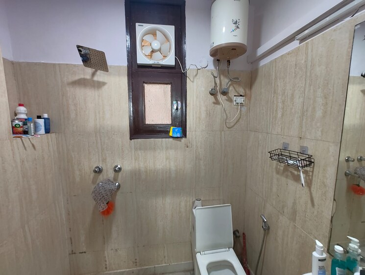 Bathroom, m3m-atrium 2 Bedroom 160 Sq.Yd. Builder Floor In Sector 57 Gurgaon 9030409