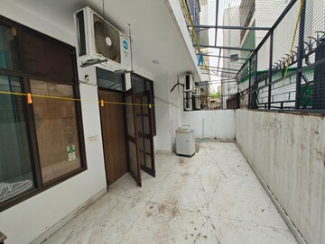 Kitchen in 2 BHK Builder Floor at M3M Atrium, Sector 57 – for Rent