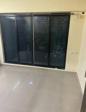 Furnished Amenities in 1 BHK Apartment at Runwal Pearl, Manpada – for Sale