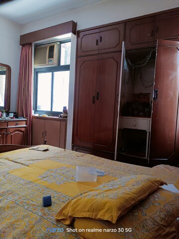 Bedroom in 2 BHK Builder Floor at Paryavaran Complex – for Rent