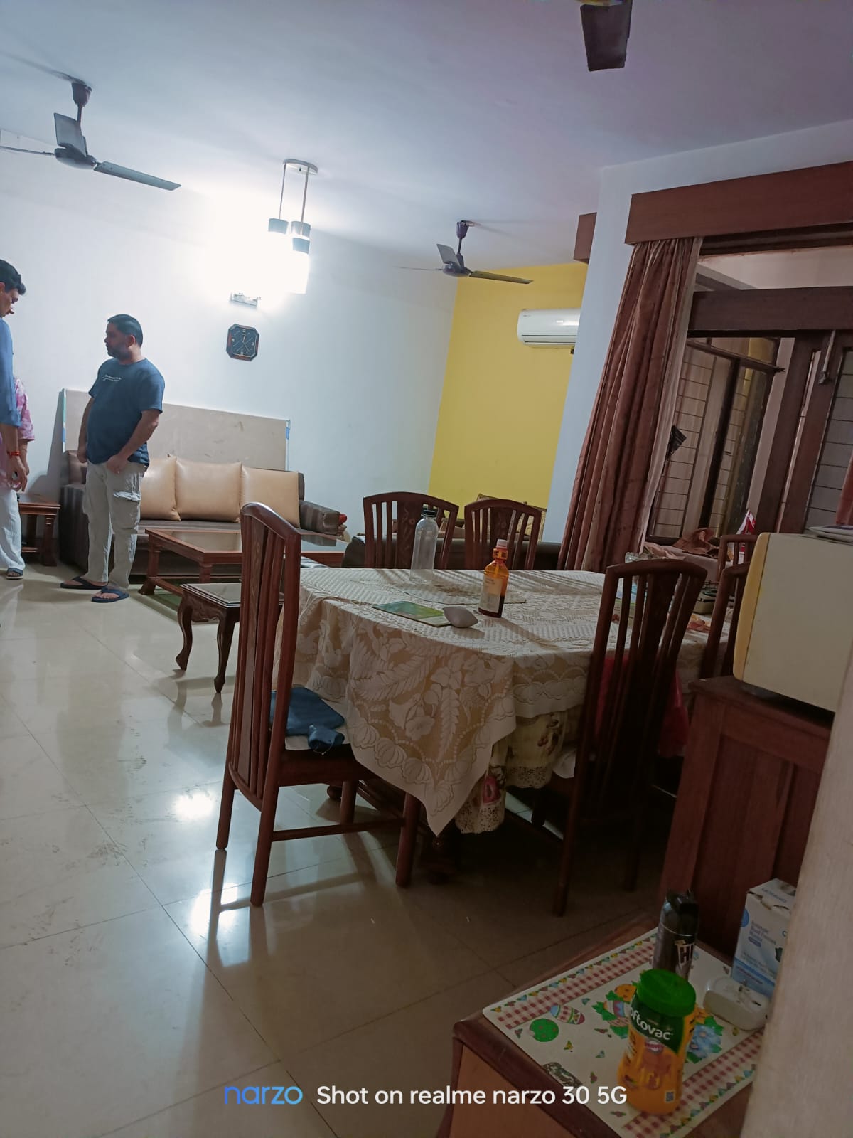 2 BHK + Pooja Room Builder Floor For Rent in Paryavaran Complex
