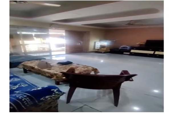 1 BHK + Pooja Room Builder Floor For Rent in Paryavaran Complex