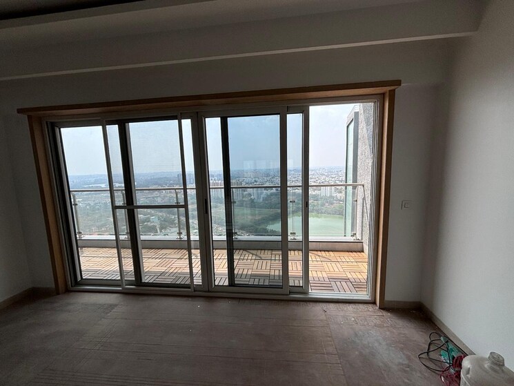 Room, snn-clermont 4 Bedroom 4000 Sq.Ft. Penthouse In Hebbal Bangalore 9030437