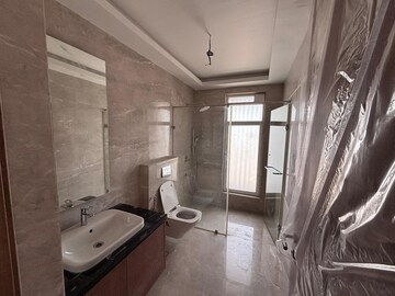 Bathroom in 4 BHK Penthouse at SNN Clermont, Hebbal – for Rent