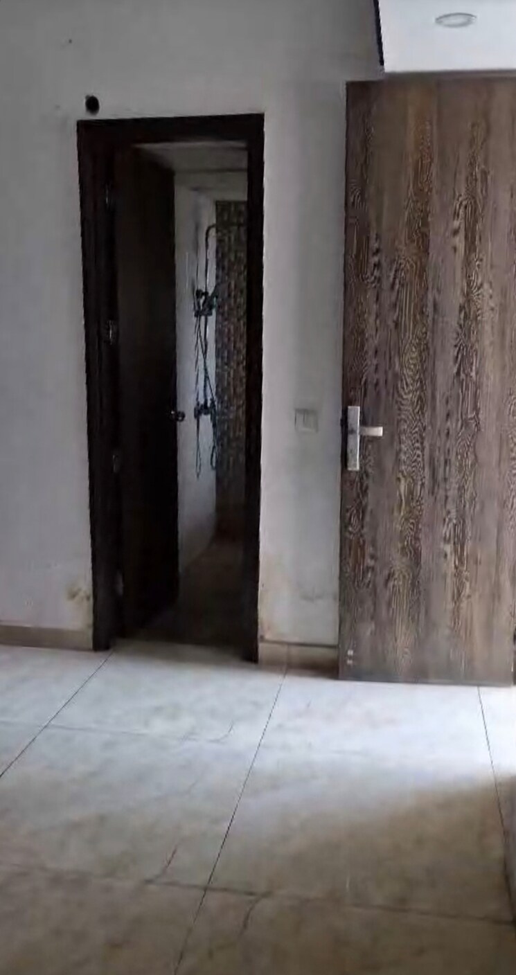 Room, arocon-golf-ville 3 Bedroom 1880 Sq.Ft. Apartment In Sain Vihar Ghaziabad 9030450