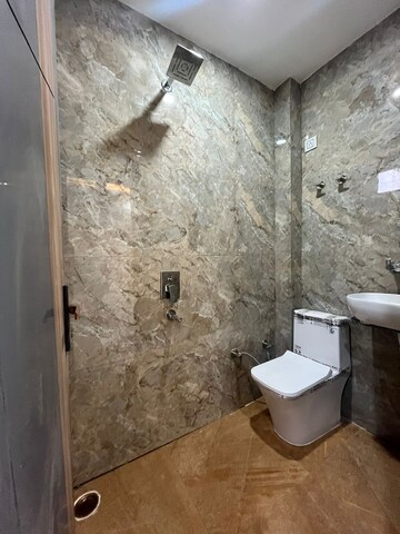 Attached Bathroom in 2 BHK Builder Floor at Dwarka – for Rent