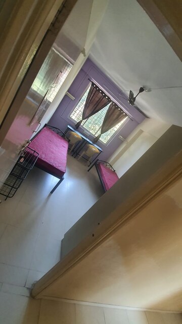 Room in  Pg at Fergusson College Road – for Rent
