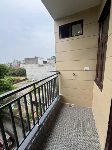 Balcony in 2 BHK Builder Floor at Dwarka – for Rent