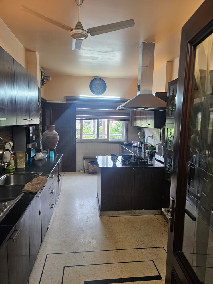 Kitchen, chattarpur 2 Bedroom 100 Sq.Yd. Builder Floor In Chattarpur Delhi 9030497