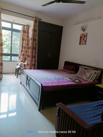 Bedroom in 3 BHK Apartment at Juhu – for Rent