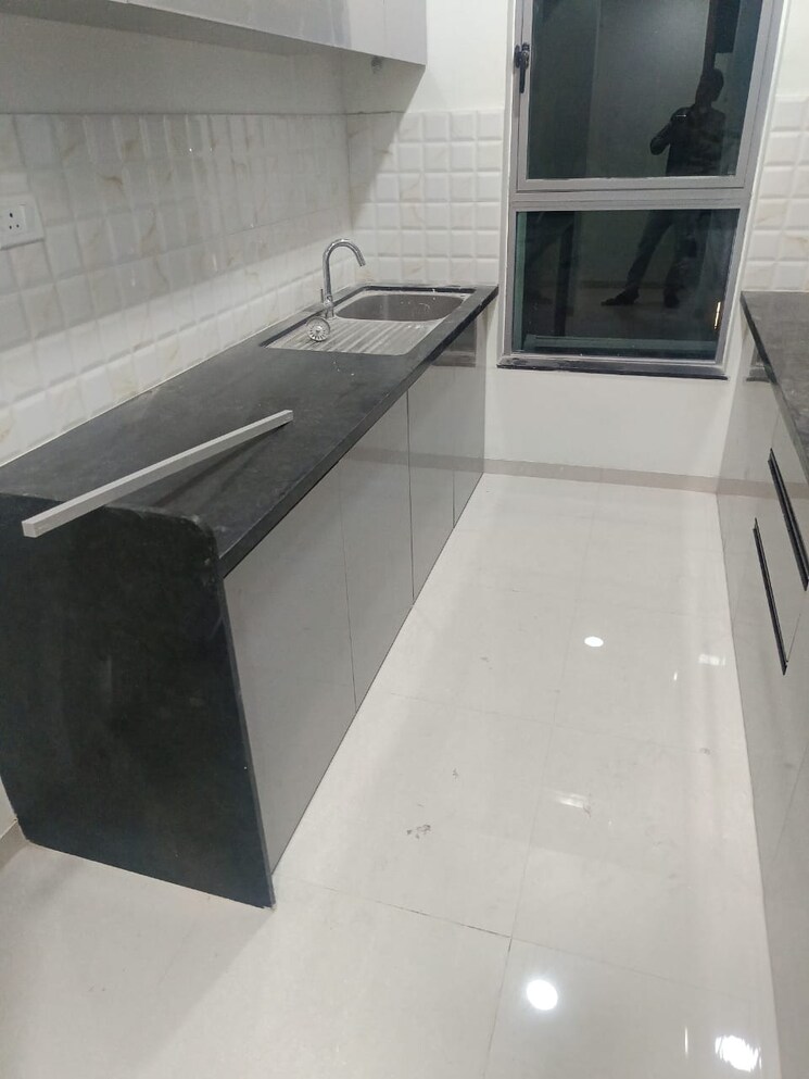 Kitchen, kalpataru-immensa 2 Bedroom 599 Sq.Ft. Apartment In Kolshet Road Thane 9030553