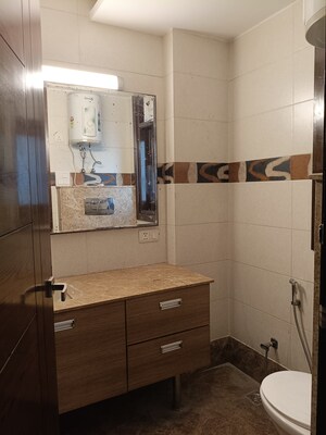 Attached Bathroom in 5 BHK Independent House at New Friends Colony – for Sale