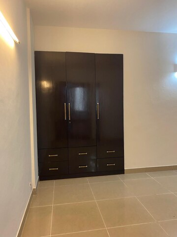 2 BHK Apartment For Rent in Eros Kenwood Tower, Sector 39