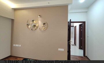 Room in 3.5 BHK Apartment at Century Ethos, Hebbal – for Rent