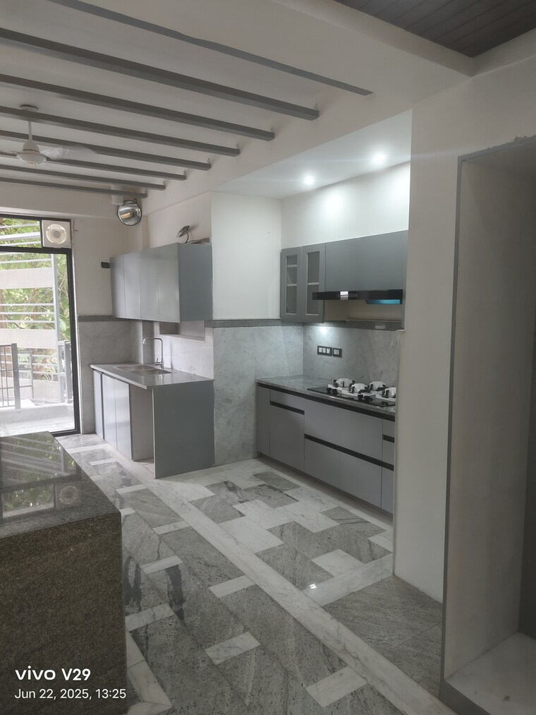 Kitchen, dlf-the-crest 4 Bedroom 3081 Sq.Ft. Apartment In Sector 54 Gurgaon 9030589