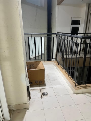 Balcony in 2.5 BHK Apartment at Amrapali Tropical Garden, Tech Zone 4 Greater Noida – for Rent