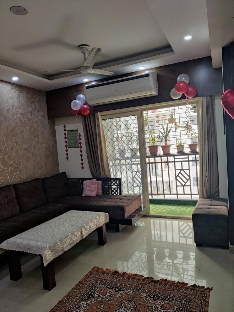 Living Room, jm-orchid 3 Bedroom 1472 Sq.Ft. Apartment In Sector 76 Noida 9030613
