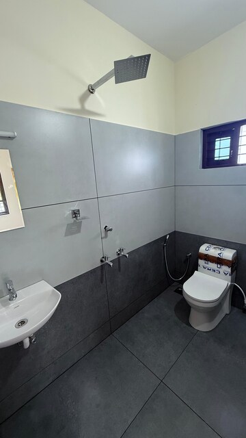 Bathroom in 3 BHK Independent House at Maruthoor – for Sale