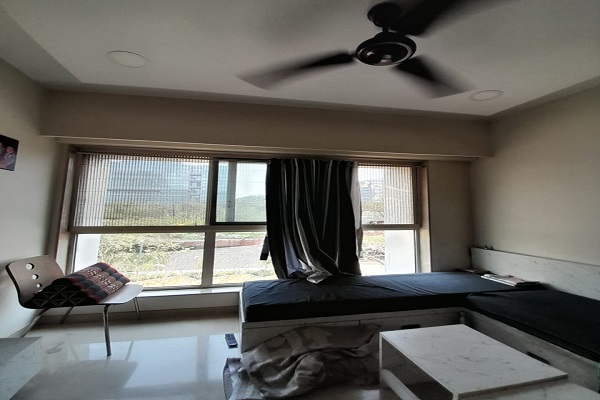 1 BHK + Servant Room Apartment For Sale in Godrej The Trees