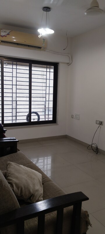 Room in 2 BHK Apartment at Orbit Terrace, Lower Parel – for Rent