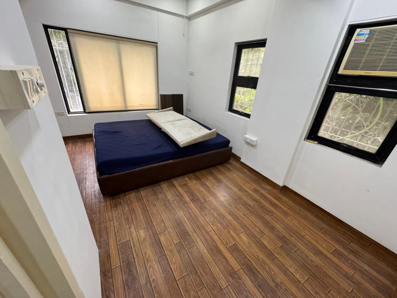 2 BHK + Study Room 800 Sq.Ft. Apartment in Mount View CHS