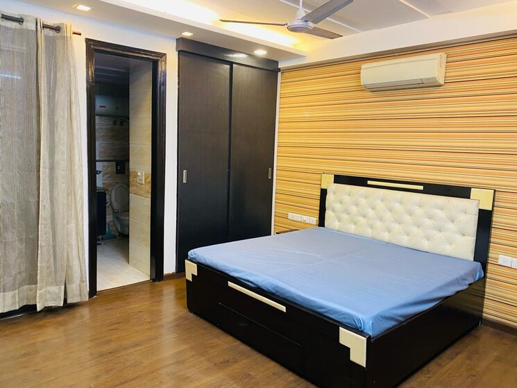 Master Bedroom, greater kailash part 3 3 Bedroom 2000 Sq.Ft. Apartment In Greater Kailash Part 3 Delhi 9030685