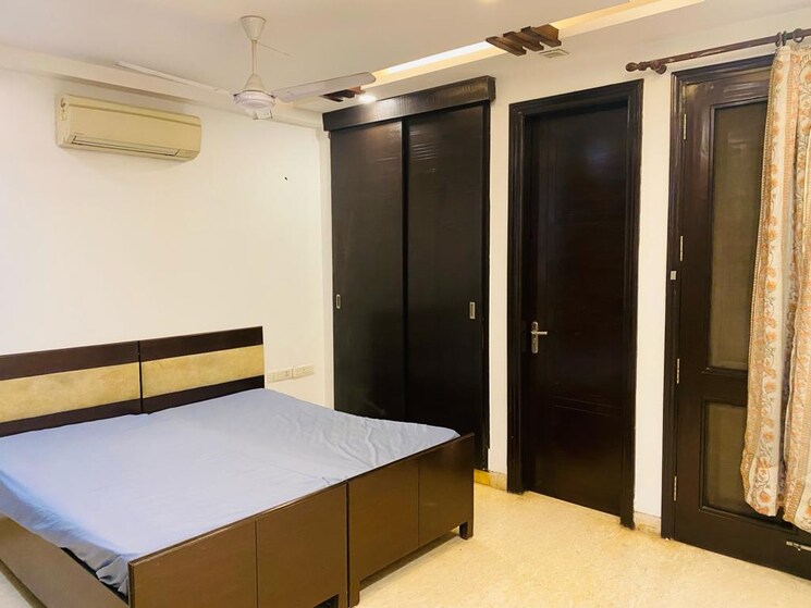 Bedroom, greater kailash part 3 3 Bedroom 2000 Sq.Ft. Apartment In Greater Kailash Part 3 Delhi 9030685