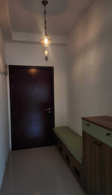 Room in 4 BHK Apartment at L&T Raintree Boulevard, Hebbal – for Rent