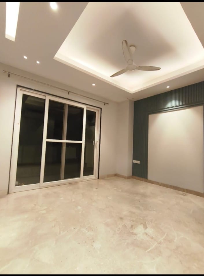 3 BHK + Study Room Builder Floor For Rent in Sector 43