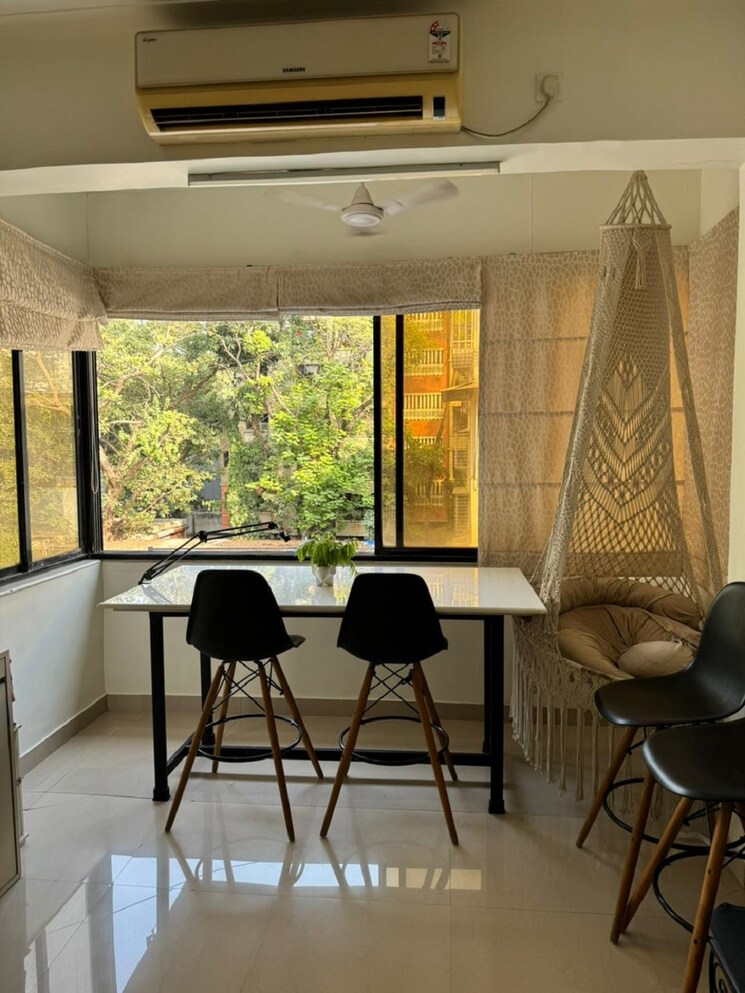 Other, santacruz west 1 Bedroom 550 Sq.Ft. Apartment In Santacruz West Mumbai 9030741